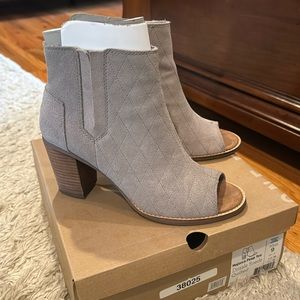 Gray suede peep toe booties